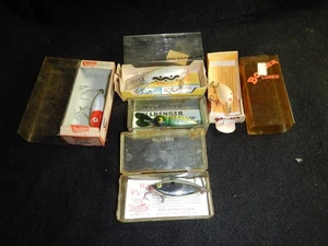 VIntage fishing lure lot Heddon Bomber Fred Arbogast Mud bug Hellbender B Lewis - Picture 1 of 16