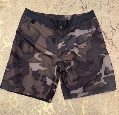 Rare Camo Reversible Sundek 34 Long Beach Board Shorts Swim Trunks Size 34 M - Image 1 of 4