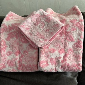 Lote de toallas de mano y paño esculpido rosa de colección Cannon Royal Family decoración de baño - Imagen 1 de 6