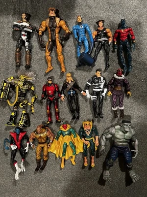 Marvel Legends ToyBiz Lot 15 X-MEN Hulk Wolverine Avengers - Image 1 of 2