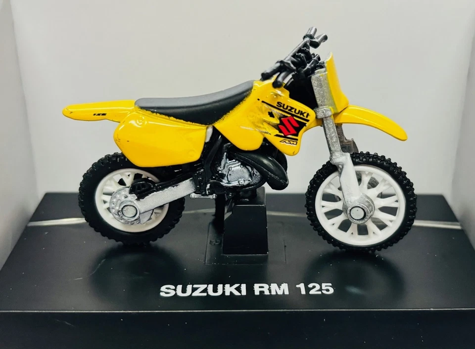 NEWRAY - Moto cross de couleur Jaune - SUZUKI RM 125 #29# - 1/32 - NEW06143C - Photo 1/1