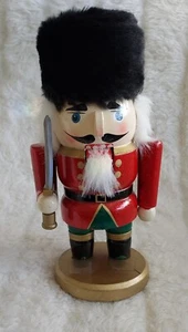 Vintage 1990 Nut Cracker Chubby Soldier Guard - Picture 1 of 6