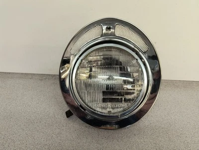 1980-1987 Jaguar XJ6 Left LH Outer Headlight Bucket w/ Wire w/ Trim - Изображение 1 из 4