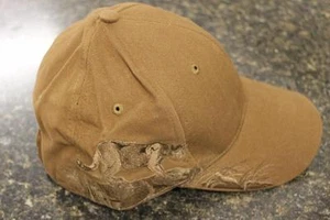 Cappello marrone ricamo puma orientale Dri Duck Endangered Wildlife Series 3889 NUOVO - Foto 1 di 4