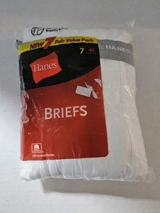 Hanes 2003 100% Cotton Men’s Briefs Underwear 7 Pack Size 40 NOS Open Package - Picture 1 of 6