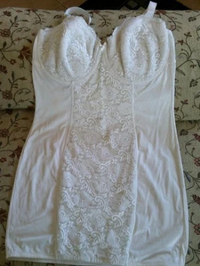PRETTY SECRETS vestido moldeador Reino Unido 44B euro 100B EE. UU. 44B - Imagen 1 de 10