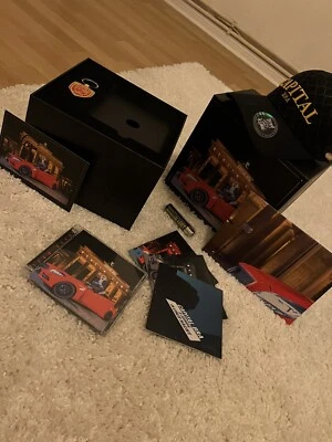 Capital Bra - Berlin Lebt (Limited Deluxe Box) Alle Inhalte - Sehr Guter Zustand - Bild 1 von 2