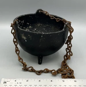 Vtg #176N Painted Cast Aluminum Chain Hanging Mini Cauldron Planter 3 Leg 5.5” - Picture 1 of 10
