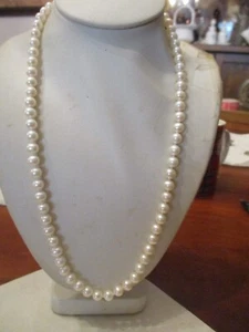 Vintage 12K gold filled clasp salt water cultured pearl necklace, 17.5". 6.5mm - Picture 1 of 8