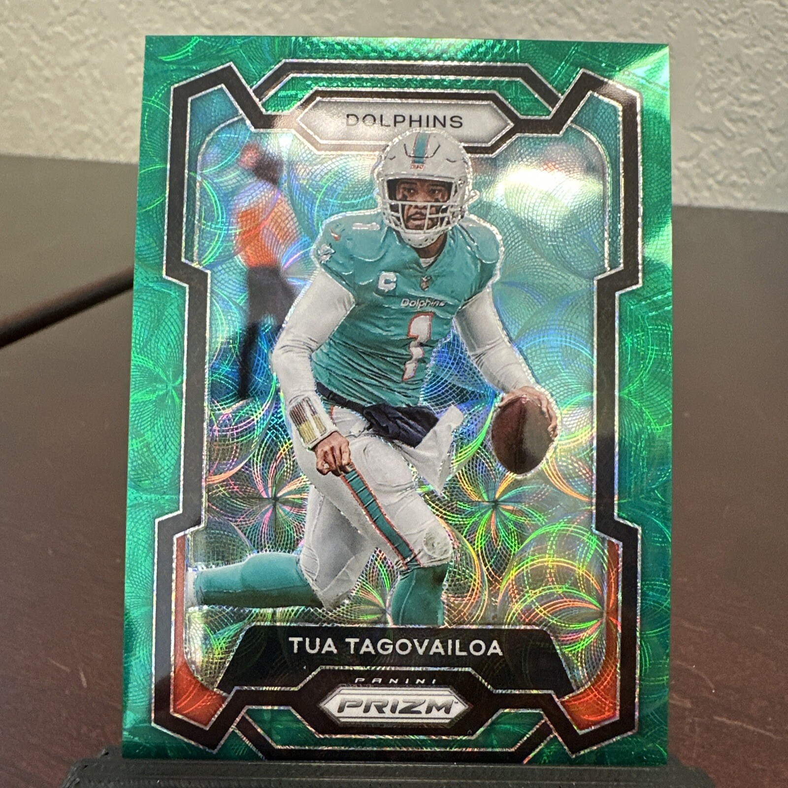 2023 PANINI PRIZM #190 TUA TAGOVAILOA GREEN SCOPE PRIZM 13/75 SSP DOLPHINS