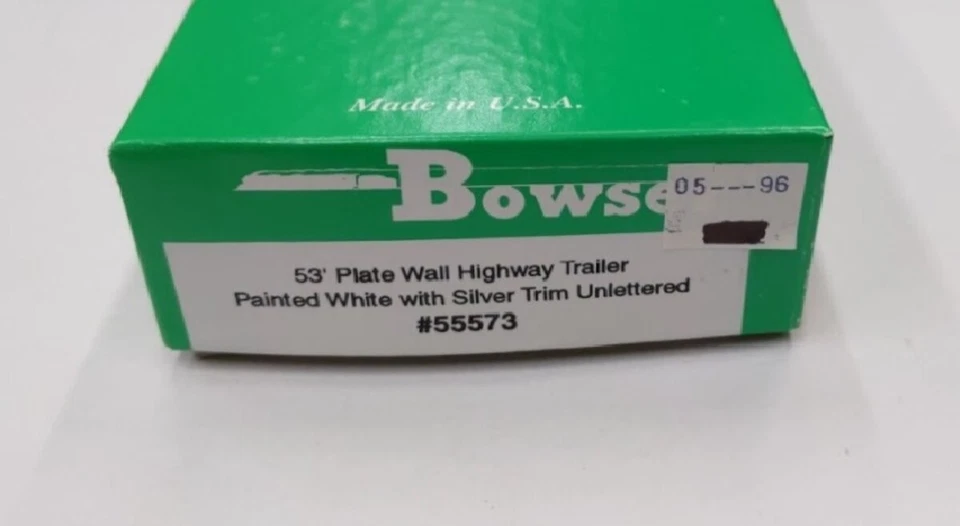 Bowser 55573 HO Scale 53' Plate Wall Highway Trailer - Image 1 of 1