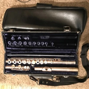 Gemeinhardt MS3 Silver Flute - Picture 1 of 18