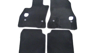 Kit de tapete de assoalho FITS 14-19 FIAT 500L 68227374AA -NOVO FABRICANTE DE EQUIPAMENTO ORIGINAL - Imagem 1 de 2