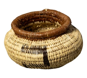 Rainforest Vintage Basket - Picture 1 of 7