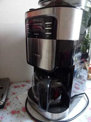 SEVERIN Kaffeemaschine Mit Mahlwerk, Kaffeeautomat 1000 W, Schwarz, Edelstahl - Bild 1 von 3