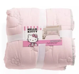 HELLO KITTY Pink Quilt & Sham TWIN Bedding In Ribbon Bedroom Sanrio 66"x 88, NEW - Picture 1 of 3