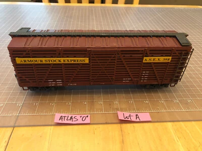Atlas O Train Armour Stoc Express ASEX 398 Slat Wall Stock Cattle Car NICE Lot A - Image 1 of 4