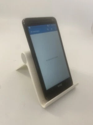 Cracked HTC One M7 32GB PN07100 Unlocked Black Android Smartphone - Image 1 of 4