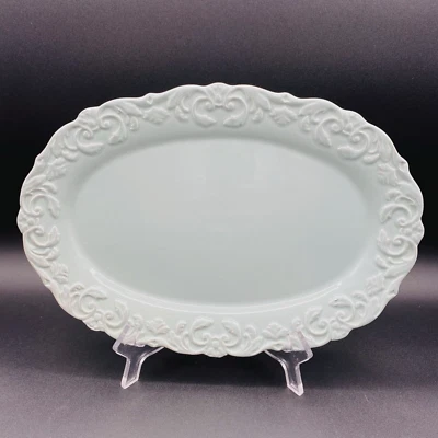 Plato Home Essentials De Colección Madison Azul Claro Retirado Festoneado Cottagecore 12" Foto 1 de 4