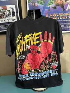 Vintage Chicago Bulls 1997 Championship High Five Shirt XL Michael Jordan *READ* - Picture 1 of 13
