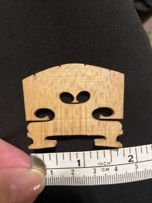 "PAGANINI" MARKED VIOLIN BRIDGE - Image 1 of 4