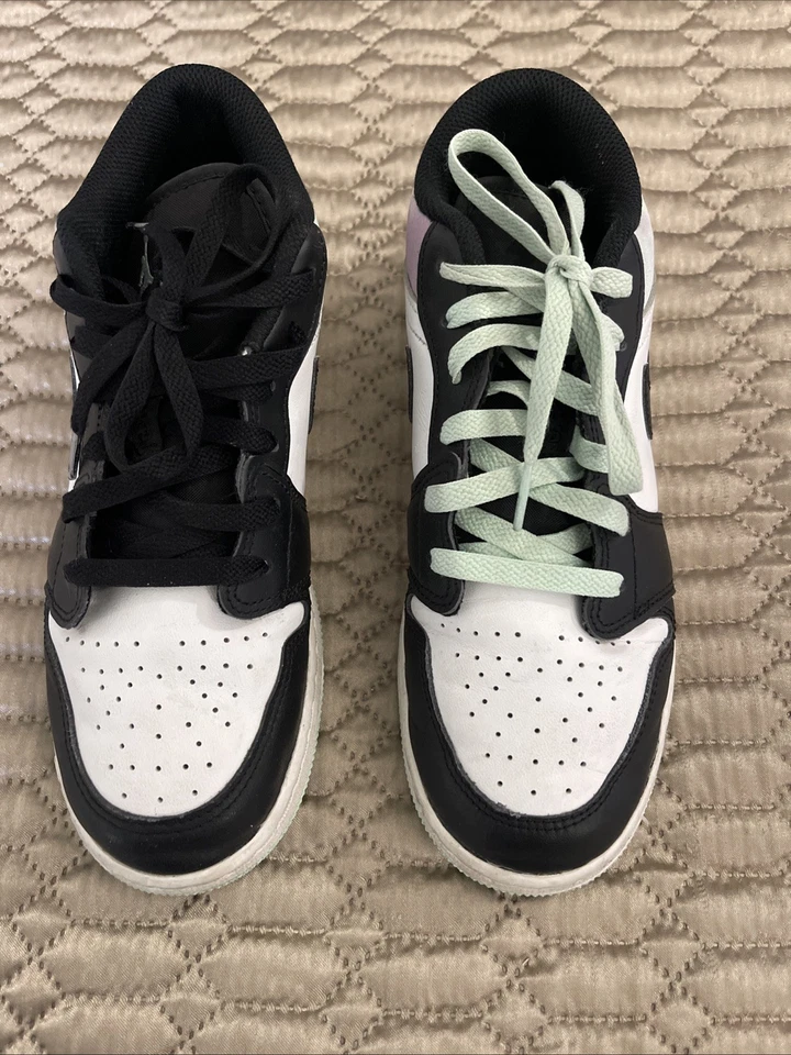 Air Jordans 1 Boys  6y Mid White/black / Purple / Green.  Excellent Condition - Image 1 of 4