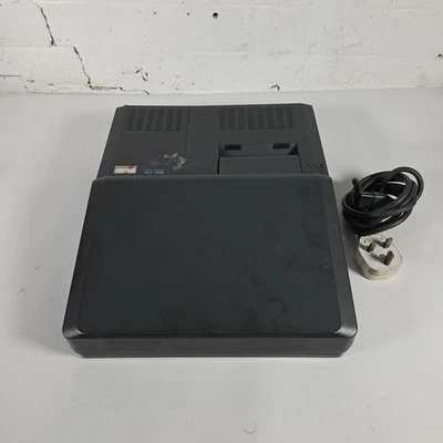 Computer portatile Amstrad ALT-286 solo per ricambi o riparazione NO DISPLAY - Immagine 1 di 4