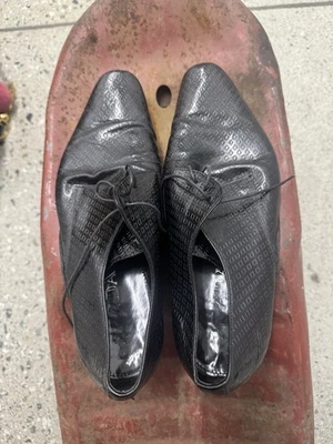 Prada Men’s Oxford Size 8.5 Dress Shoes Patterned - Image 1 of 4