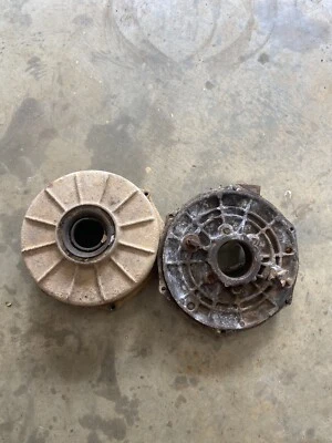 Задняя пластина крышки барабана в сборе большой красный задний тормоз Honda ATC 250ES 1987 1986 - Изображение 1 из 4