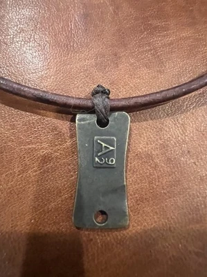 Abercrombie and Fitch A&F Collar de metal de cuero envejecido vintage A92 raro Foto 1 de 2