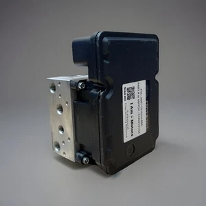 Refurbished ABS Brake Pump Module 2001 - 2013 Volvo S60 | 31400101AA - Picture 1 of 5