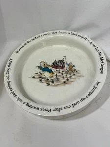 WEDGWOOD "PETER RABBIT-STOP THIEF" PORRINGER Baby/BOWL - BEATRIX POTTER England - Picture 1 of 5