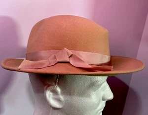 GED .W Bollman & Co. Tan Doeskin Felt 100% Wool Hat - Picture 1 of 8