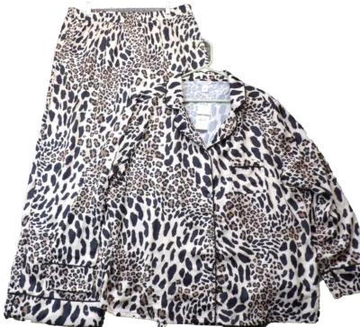 Nuevo con etiquetas Juego de pijama largo satinado mate de 2 piezas Sofia Intimates para mujer años 90 Y2K XL Foto 1 de 4