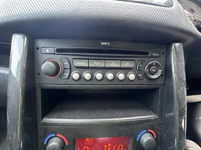 PEUGEOT 207 A7 03/2007-12/2012 STEREO/HEAD UNIT CD PLAYER - image 1 of 4