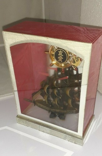 Bild 1 von 12