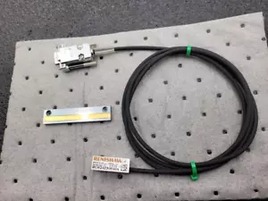 Renishaw Optical Incremental Encoder Read Head RGH24Z30F00A RGH24 0.5um 2m - Picture 1 of 11