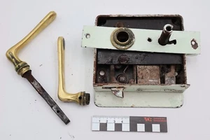 Historisches Kastenschloss - Bild 1 von 2