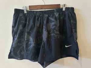 [DV9272-010] HERREN NIKE DRI-FIT RUN DIVISION STRIDE 4" KURZE LAUFSHORTS 2XL - Bild 1 von 4