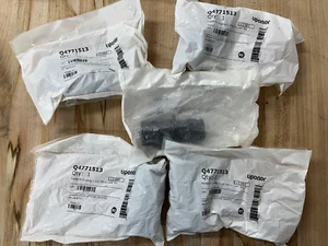 Lot of 5 New Uponor 1-1/2" X 1-1/4” ProPEX EP Reducing Couplings Q4771513 - Picture 1 of 2