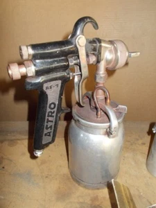 Astro Pneumatic AS-7 Auto Body Paint Spray Gun Untested - Picture 1 of 2