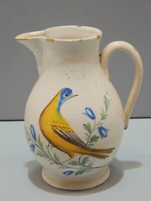 -ANCIEN PETIT PICHET TERRE CUITE EMAILLEE XVIIIe décor peint OISEAU JAUNE    D - Photo 1/4
