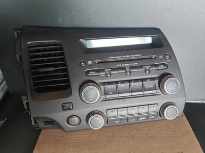 2007 Honda Civic Sedan AC Heater Temperature Climate Control Panel With Radio... - Image 1 of 4