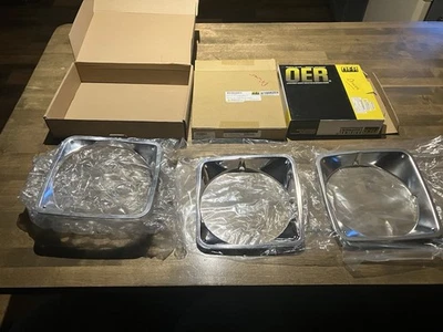 1969 - 1972 雪佛兰 C10 车头灯边框 3 件 — 第 1/4 张图片