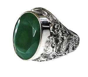 Green Onyx Dragon Ring / size 9 / 925 Sterling Silver / 9.75ct,  12.2g - Picture 1 of 7