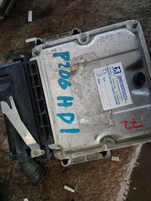 1940P9 Centralina iniezione  PEUGEOT 206 2.0 HDi Ber. 5p/d/1997cc - Immagine 1 di 4