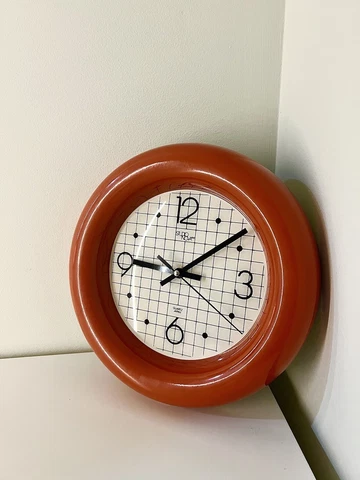 Studio Nova Red Wall Clock 80s Cover