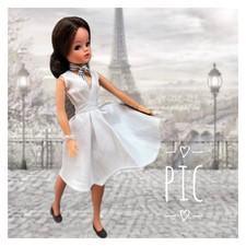 Sindy Rivet Shoulder Double Cup Hard Head ????Paris In Spring???? 1974 Active