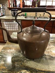 LARGE ANTIQUE 19 c. COPPER TEA KETTLE ELEGANT FINIAL - Picture 1 of 6