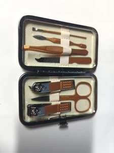 Juego de Pedicura/Manicura de Moda Cortaúñas Limpiador Kit de Acicalamiento de Cutículas Estuche - Imagen 1 de 4